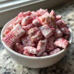 Easy Strawberry Shortcake Muddy Buddies – Party-Ready Treat!