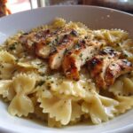 cheesy bowtie pasta with garlic parmesan chicken