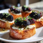 blackberry goat cheese crostini
